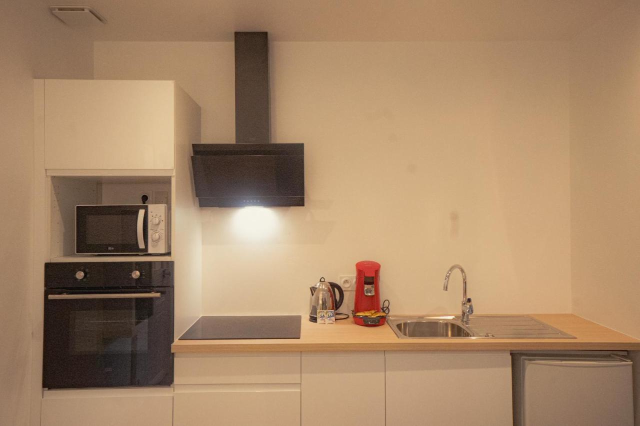 Appartement Cozy Avec Stationnement Gratuit Saint-André-les-Vergers Екстериор снимка